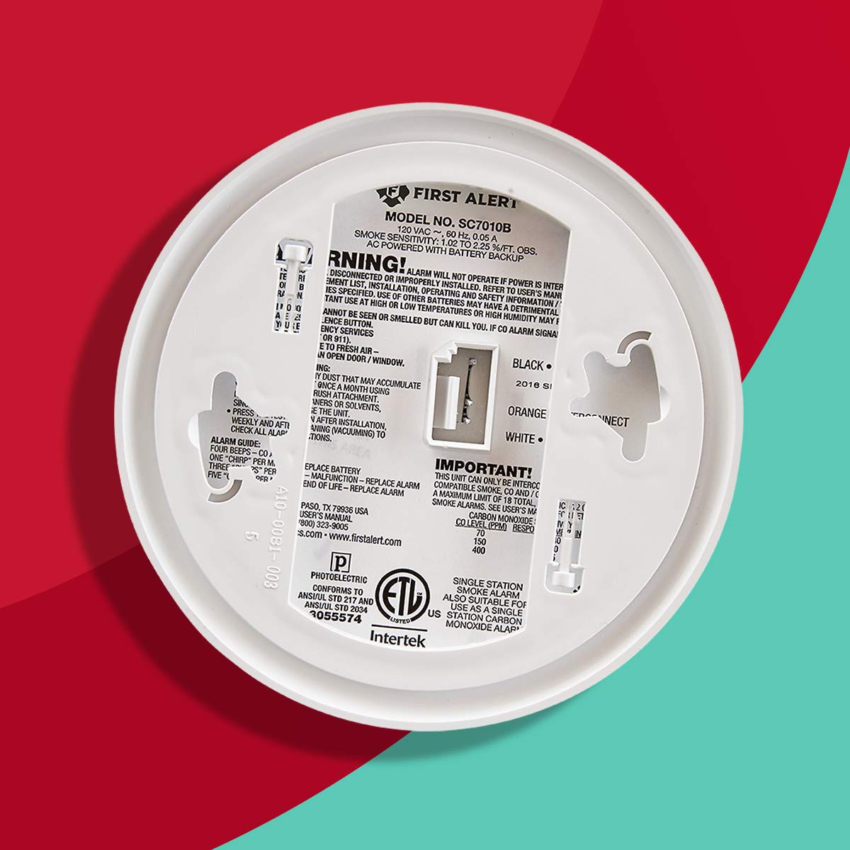 Hardwired Smoke and Carbon Monoxide Detector with Battery Backup, 3-Pack W51616